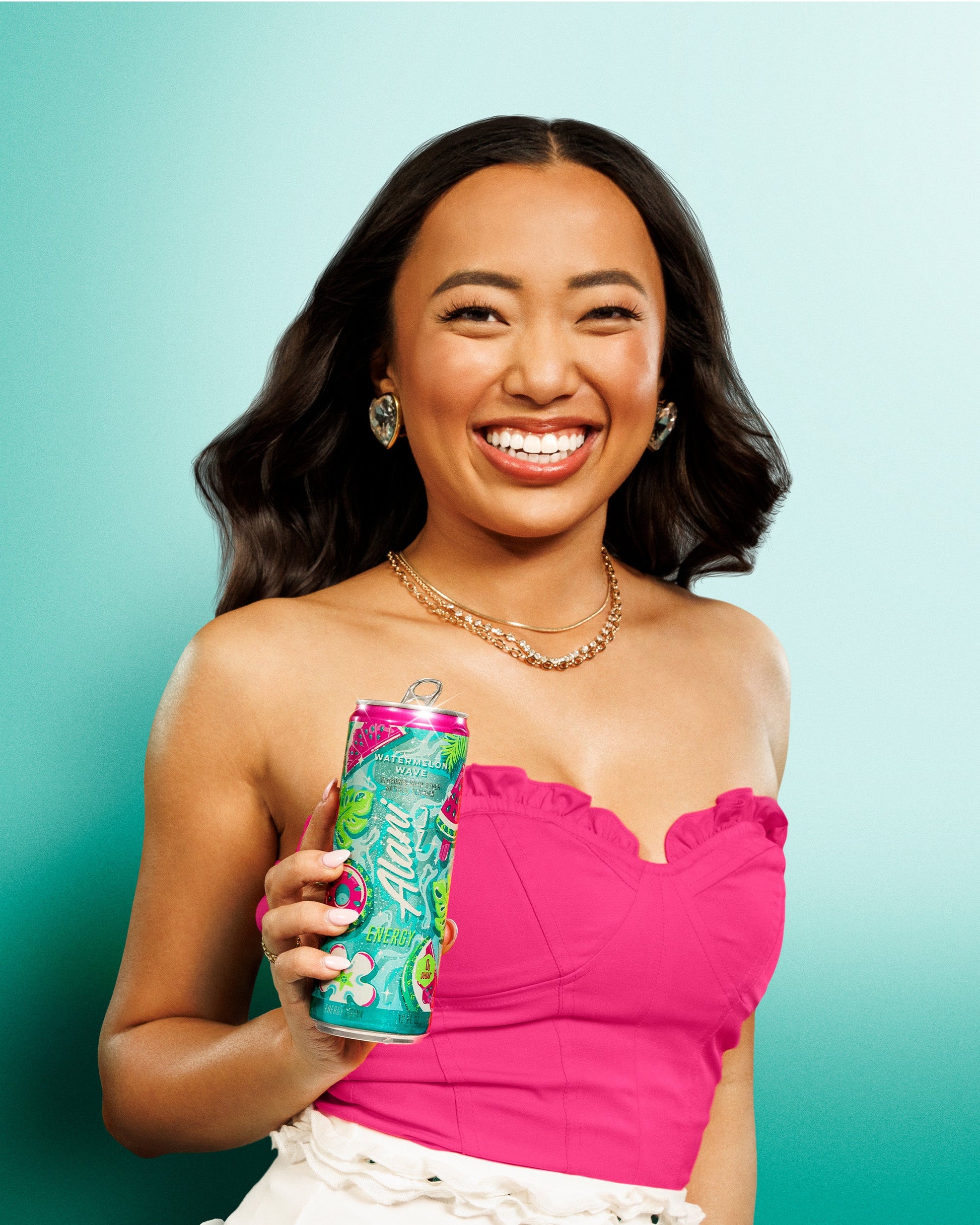 energy-drink-watermelon-wave-y7 stretch_AN-Website-12oz-PDP-WMW-05-Lifestyle_v1.jpg